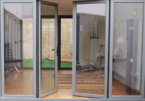 pintu-kaca-aluminium-swing